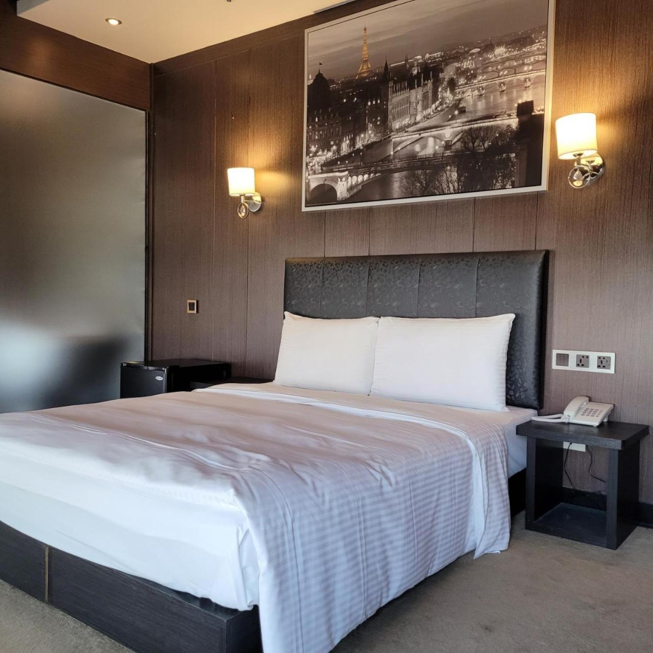 Meworld Hotel - Taipei Main Station Εξωτερικό φωτογραφία