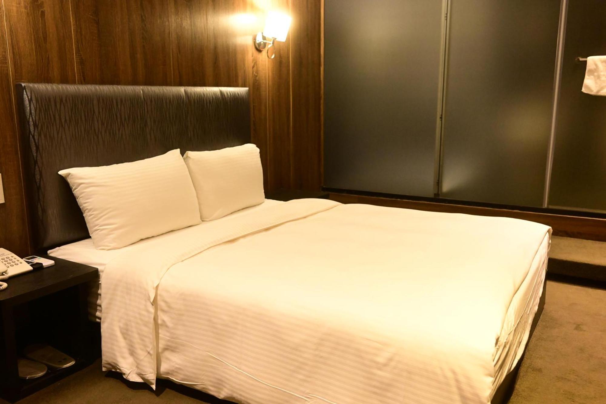 Meworld Hotel - Taipei Main Station Εξωτερικό φωτογραφία
